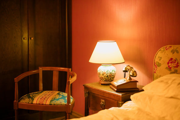 Mood Matters: How Luxury Table Lamps Influence the Ambiance of Your Home