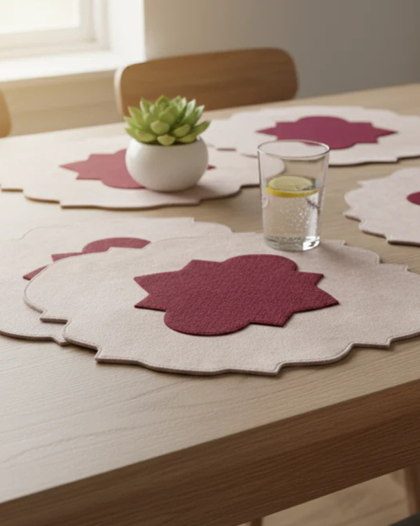 Vintage Display Table Mat (Set of 2)