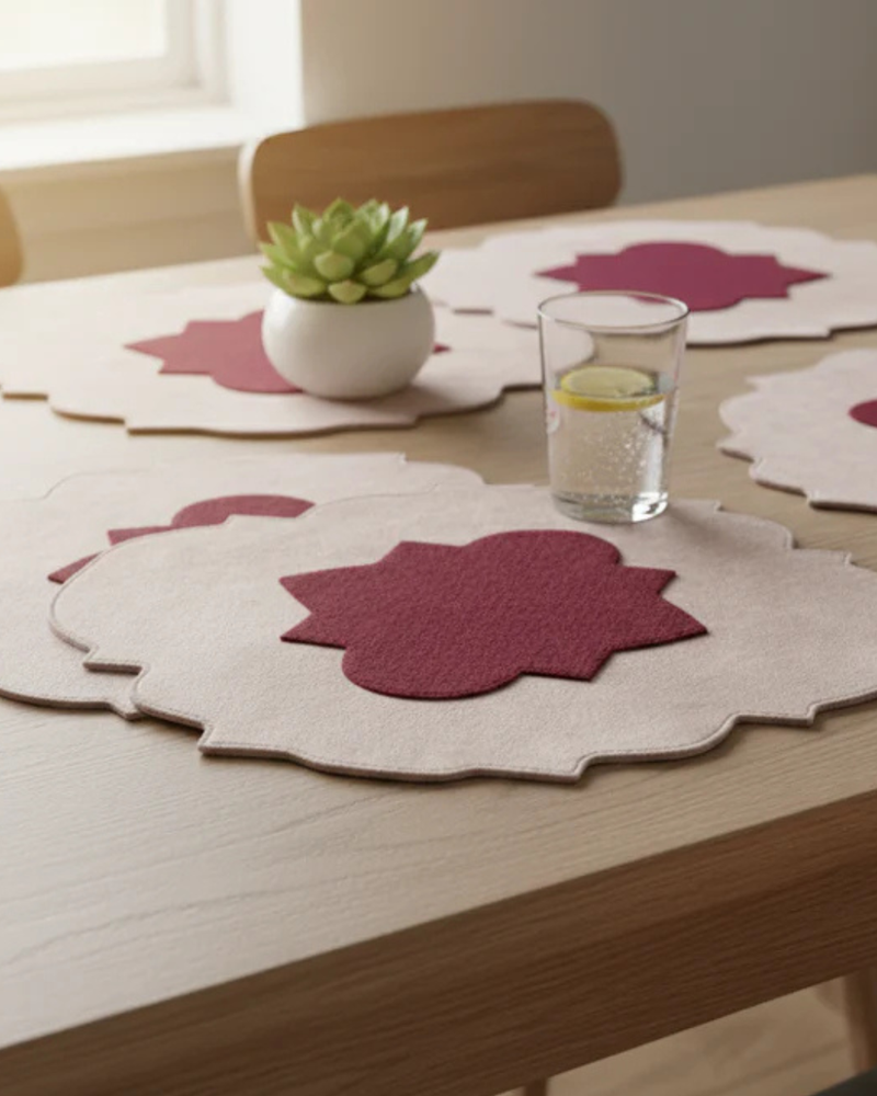 Vintage Display Table Mat (Set of 2)