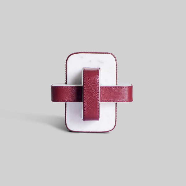 The Infinity Knot